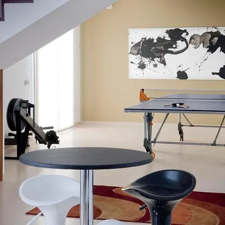 Beautiful Ambar Villa