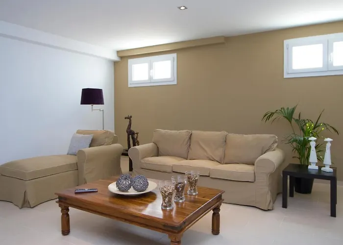 Beautiful Ambar Villa